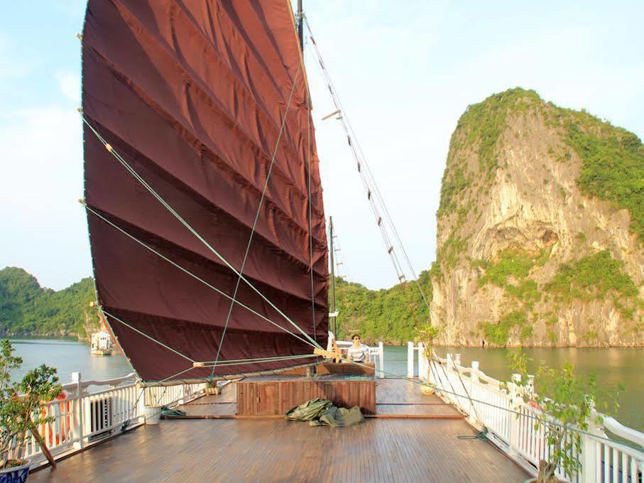 Hotel Halong Legacy Cruise Hạ Long Exterior foto