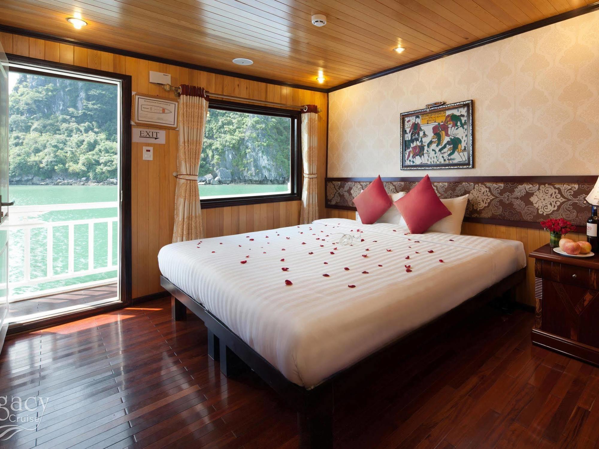 Hotel Halong Legacy Cruise Hạ Long Exterior foto